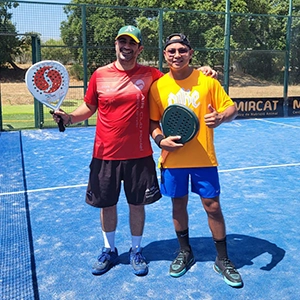 Témoignage de Massimo DC : joueur de padel néerlandais, qui s’est entraîné pendant ses vacances sur la Costa Brava